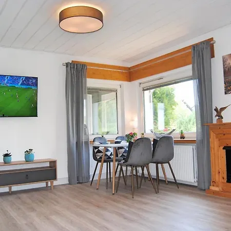 Stilvolles Eifelhaus Am Nuerburgring Mit Eigenem Garten Holiday home