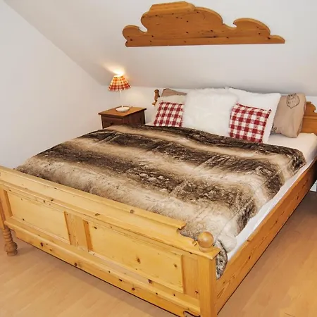 Holiday home Stilvolles Eifelhaus Am Nuerburgring Mit Eigenem Garten Boos