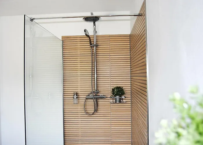 Stilvolles Eifelhaus Am Nuerburgring Mit Eigenem Garten בית נופש