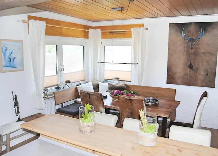 בית נופש Stilvolles Eifelhaus Am Nuerburgring Mit Eigenem Garten