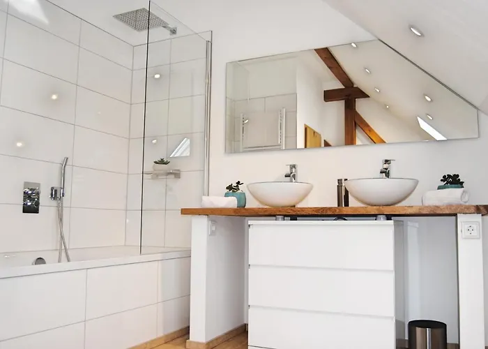 בית נופש Stilvolles Eifelhaus Am Nuerburgring Mit Eigenem Garten