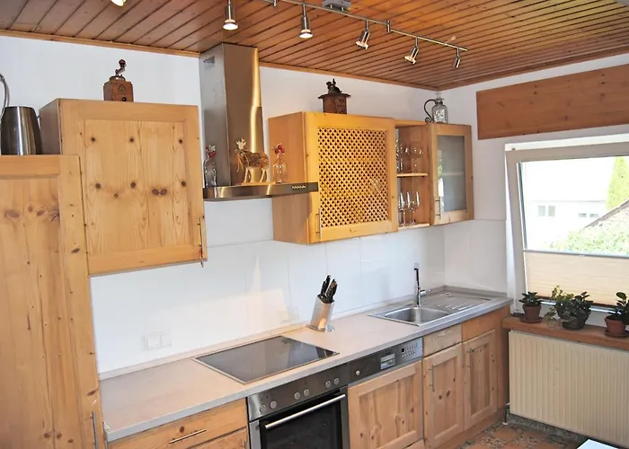 Stilvolles Eifelhaus Am Nuerburgring Mit Eigenem Garten בית נופש בוס