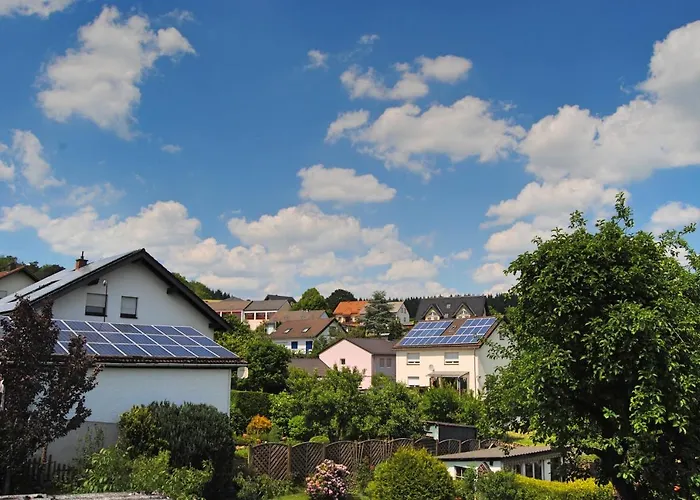 בית נופש Stilvolles Eifelhaus Am Nuerburgring Mit Eigenem Garten *